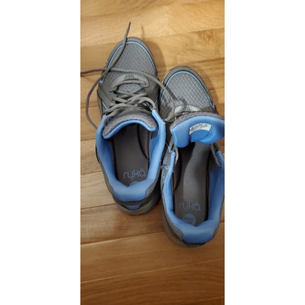 Ryka sneakers size 9.5